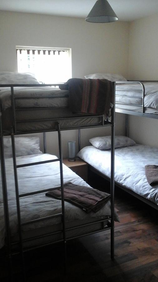 Long Acre Lodge Карлингфорд Екстериор снимка