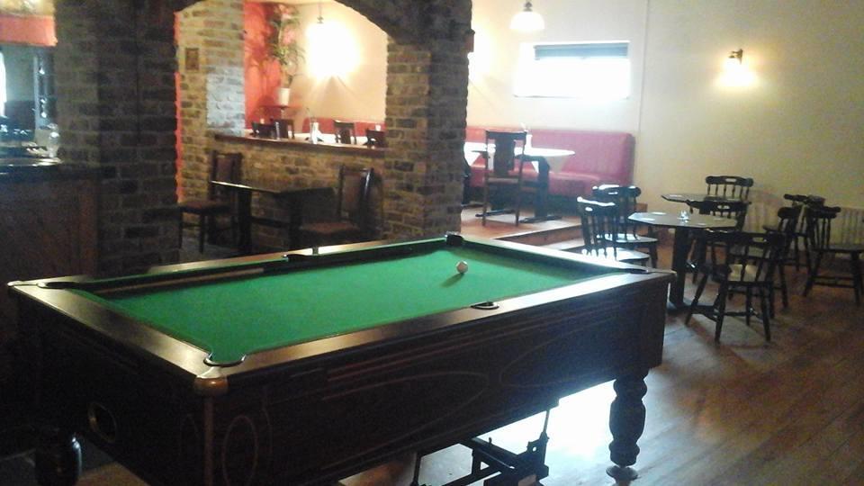 Long Acre Lodge Карлингфорд Екстериор снимка