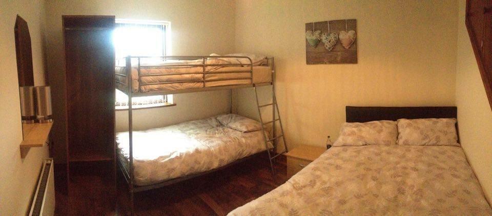 Long Acre Lodge Карлингфорд Екстериор снимка