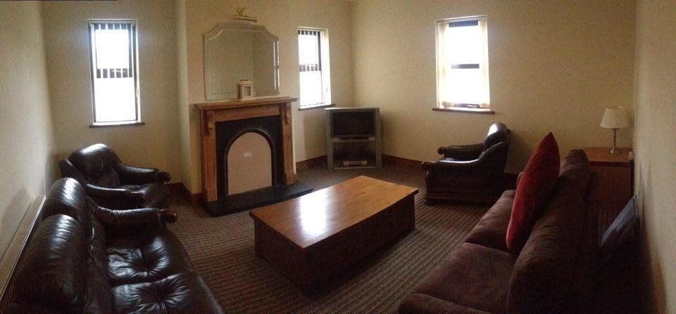 Long Acre Lodge Карлингфорд Екстериор снимка